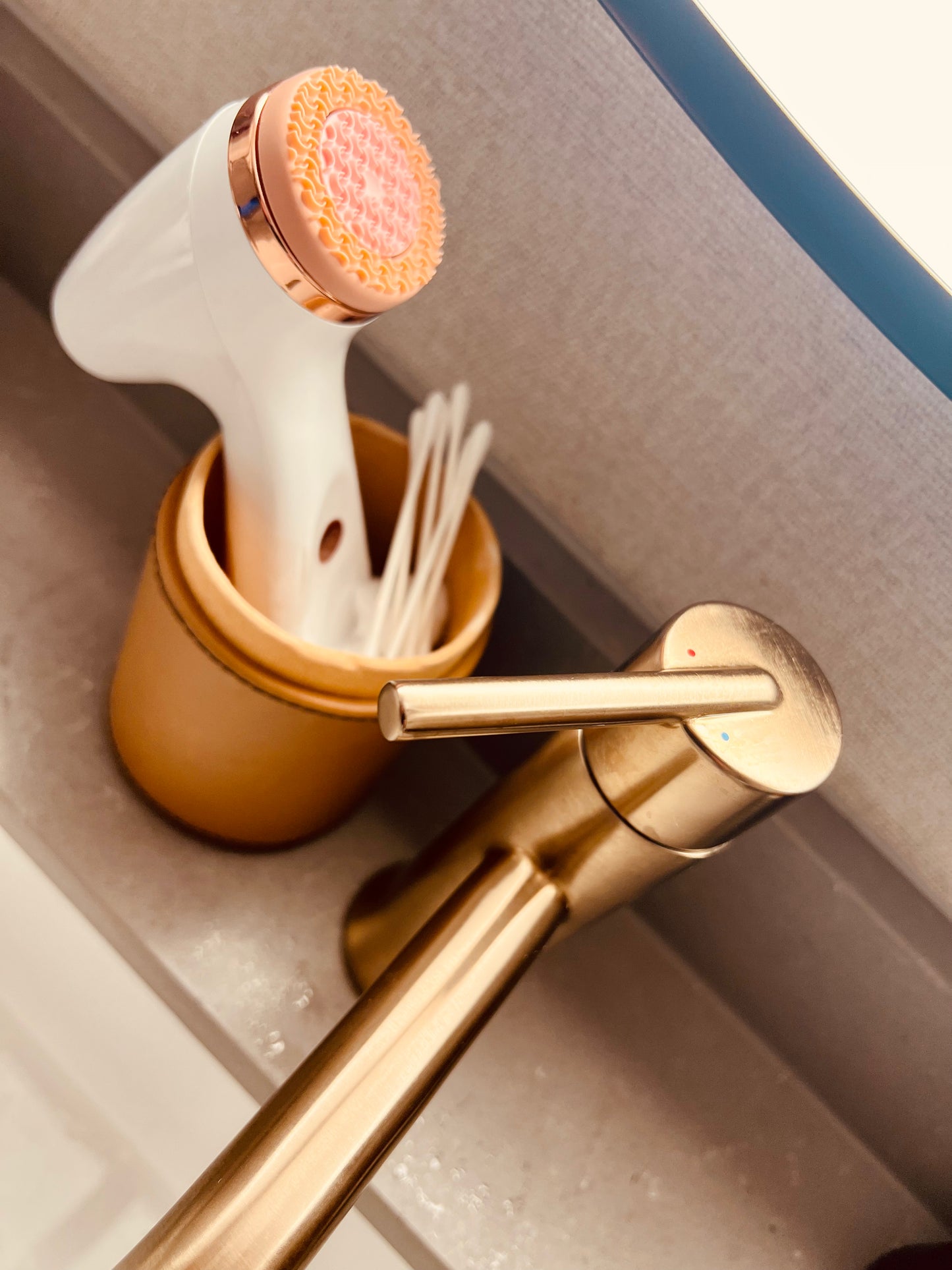 LumiSpa iO